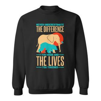 Veterinarian Never Underestimate The Difference You Made Sweatshirt - Seseable