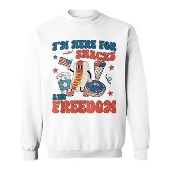 Funny Hot Dog Im Here For The Snacks And Freedom 4Th July Freedom Funny Gifts Sweatshirt | Mazezy