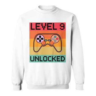Kids Level 9 Unlocked - Video Gamer - 9Th Birthday Gaming Gift Sweatshirt | Mazezy