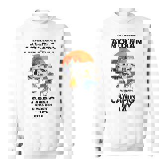 Never Underestimate An Old Man Loves Camping Born In May Gift For Mens Sweatshirt | Seseable UK