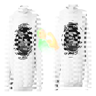 Never Underestimate The Power Of An Irish Woman Sweatshirt | Mazezy