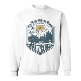 Yellowstone National Park Bear Nature Hiking Outdoors Sweatshirt - Seseable