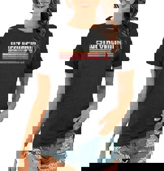 West Virginia Retro Style Vintage 70S 80S 90S Gift 70S Vintage Designs Funny Gifts Women T-shirt | Mazezy