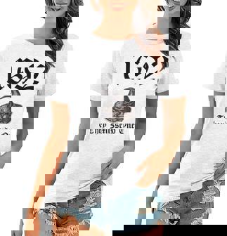 Vintage Salem 1692 They Missed One Witch Halloween Women T-shirt | Mazezy