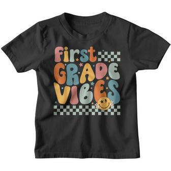 First Grade Vibes For Girls Boys 1St Grade Teacher Groovy Teacher Gifts Youth T-shirt | Mazezy