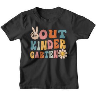 Groovy Peace Out Kindergarten Class Of 2023 Last Day School Youth T-shirt - Thegiftio UK