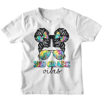 First Day Of 3Rd Grade Vibes Back To School Messy Bun Girl 3Rd Grade Gifts Youth T-shirt | Mazezy