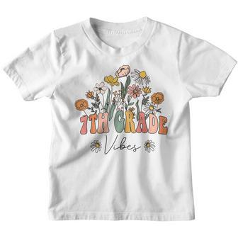 Retro Wildflower 7Th Grade Vibes First Day Back To School  Retro Gifts Youth T-shirt