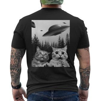 Cat Selfie With Alien Ufo Spaceship Cat Lovers Men's T-shirt Back Print - Seseable