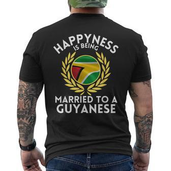 Outfit Happyness Is Being Married To A Guyanese Men's T-shirt Back Print | Mazezy DE