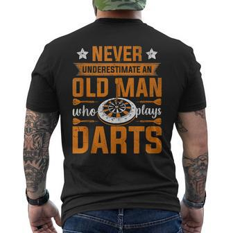 Grandpa Never Underestimate An Old Man Who Plays Darts Men's T-shirt Back Print - Seseable