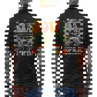 Groovy Peace Out 4Th Grade Graduation Last Day Of School Mens Back Print T-shirt - Thegiftio UK