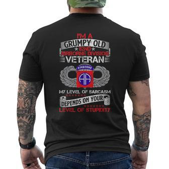 Im A Grumpy Old 82Nd Airborne Division Men's Back Print T-shirt | Mazezy