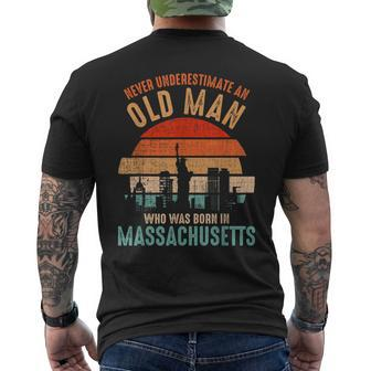 Mb Never Underestimate An Old Man Born In Massachusetts Men's T-shirt Back Print - Seseable