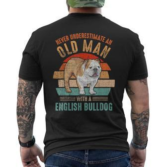 Mb Never Underestimate An Old Man With English Bulldog Men's T-shirt Back Print - Seseable