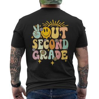 Peace Out 2Nd Grade Graduation Last Day Of School Groovy Mens Back Print T-shirt | Mazezy