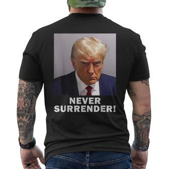 President Legend Trump 2024 Hot Never Surrender Men's T-shirt Back Print - Seseable