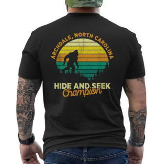 Retro Archdale North Carolina Big Foot Souvenir Men's T-shirt Back Print | Mazezy