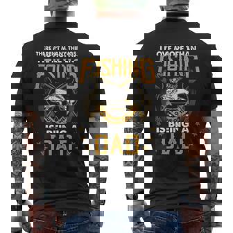 There Arent Many Things I Love More Than Being A Dad Mens Back Print T-shirt - Thegiftio UK