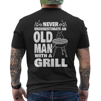 Never Underestimate An Old Man With A Bbq Grill Dad Men's T-shirt Back Print - Thegiftio UK
