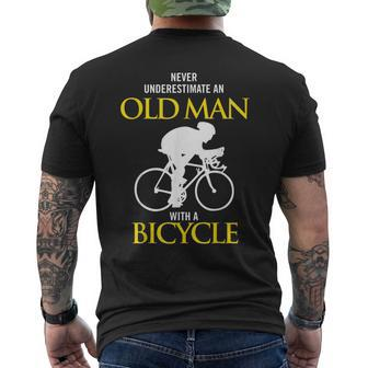 Never Underestimate An Old Man With A Bicycle Ride Men's T-shirt Back Print - Seseable