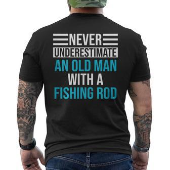 Never Underestimate An Old Man Fishing Men's T-shirt Back Print - Seseable