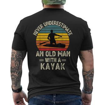 Never Underestimate An Old Man With A Kayak Present Dad Men's T-shirt Back Print - Seseable