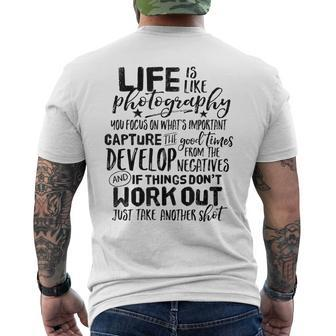 Life Is Like Photography Inspirational Photographer Quote Men's T-shirt Back Print | Mazezy DE