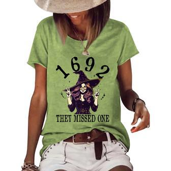 1692 They Missed One Witch Vintage Halloween Salem Women's Loose T-shirt | Mazezy