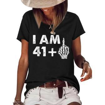 Im 42 Years Old Funny Skeleton Middle Finger 42Nd Birthday Women's Short Sleeve Loose T-shirt | Mazezy