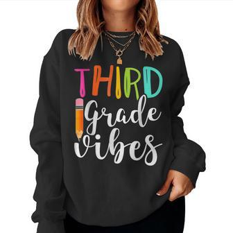 3Rd Grade Back To School Third Grade Teacher Student Women Sweatshirt - Seseable