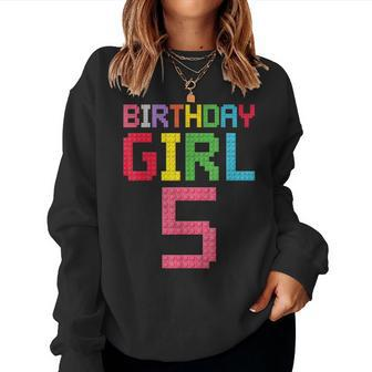 5Th Birthday Girl Master Builder 5 Years Old Block Building Women Crewneck Graphic Sweatshirt - Seseable
