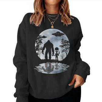 Alien Bigfoot Moon Sasquatch Ufo Extraterrestrial Men Women Women Crewneck Graphic Sweatshirt - Seseable