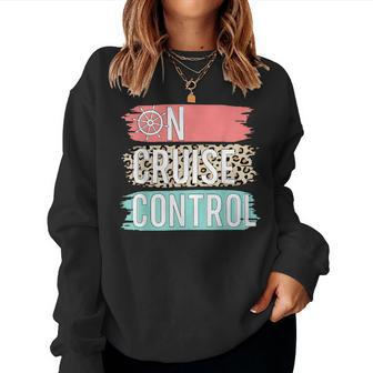 Control On Cruise Leopard Funny Summer Vacation Family Women Women Crewneck Graphic Sweatshirt - Seseable
