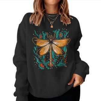 Floral Dragonfly Cottagecore Goblincore Aesthetic Women Sweatshirt | Mazezy