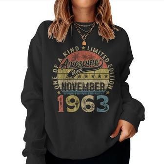 60 Year Old November 1963 Vintage Retro 60Th Birthday Women Sweatshirt - Seseable