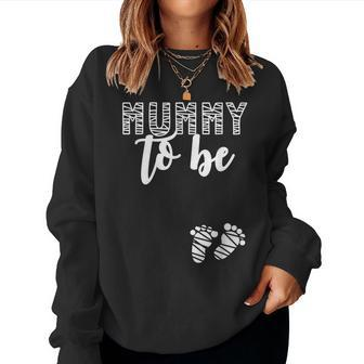 Halloween Pregnancy Announcement Mummy To Be Fall Autumn Mummy Women Sweatshirt | Mazezy