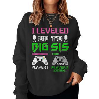Leveled Up To Big Sister 2024 Cute Im Going To Be A Big Sis Women Crewneck Graphic Sweatshirt - Seseable