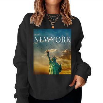 Newyork Vacation Liberty Vacation Women Sweatshirt | Mazezy