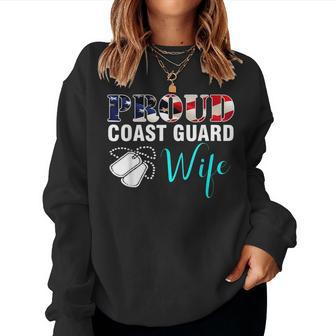 Proud Coast Guard Wife With American Flag Veteran Veteran Women Sweatshirt | Mazezy
