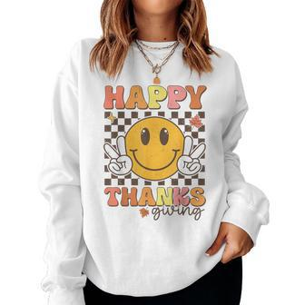 Happy Thanksgiving Retro Smile Face Fall Autumn Women Sweatshirt - Thegiftio