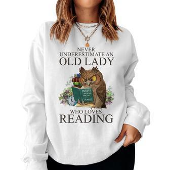 Never Underestimate An Old Lady Who Loves Reading Owl Women Crewneck Graphic Sweatshirt - Seseable