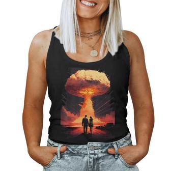 Love Couple In Front Of Atomic Bomb Explosion Mushroom Cloud Women Tank Top - Thegiftio UK