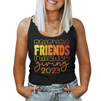 Retro Groovy Friends Giving 2023 Thanksgiving Friendsgiving Women Tank Top | Mazezy