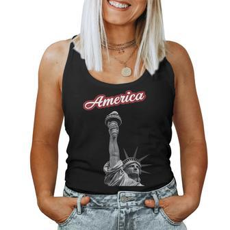 Statue Of Liberty Beer Holder Women Tank Top | Mazezy