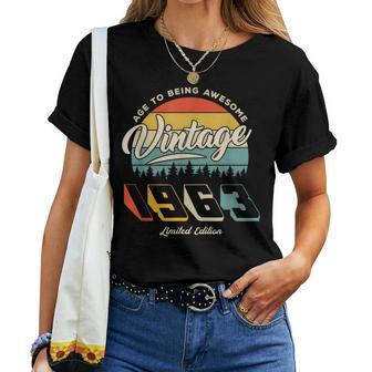 1963 Vintage Sunset Trees 60Th Birthday Idea For Women T-shirt - Thegiftio UK