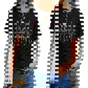 4Th Of July Dancing Skeleton American Flag Skellies Dancing Women T-shirt | Mazezy