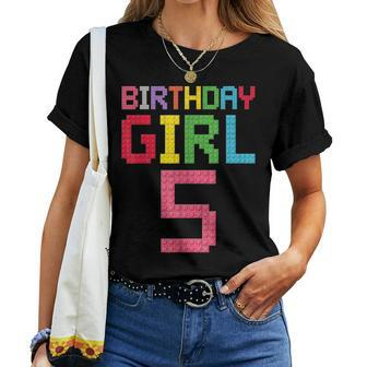 5Th Birthday Girl Master Builder 5 Years Old Block Building Women T-shirt - Seseable