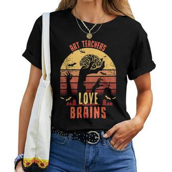 Art Teachers Love Brains Teacher Halloween For Teacher Women T-shirt | Mazezy