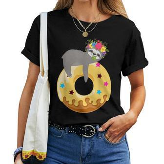 Baby Sloth On Donut Sloth Lover Women T-shirt | Mazezy